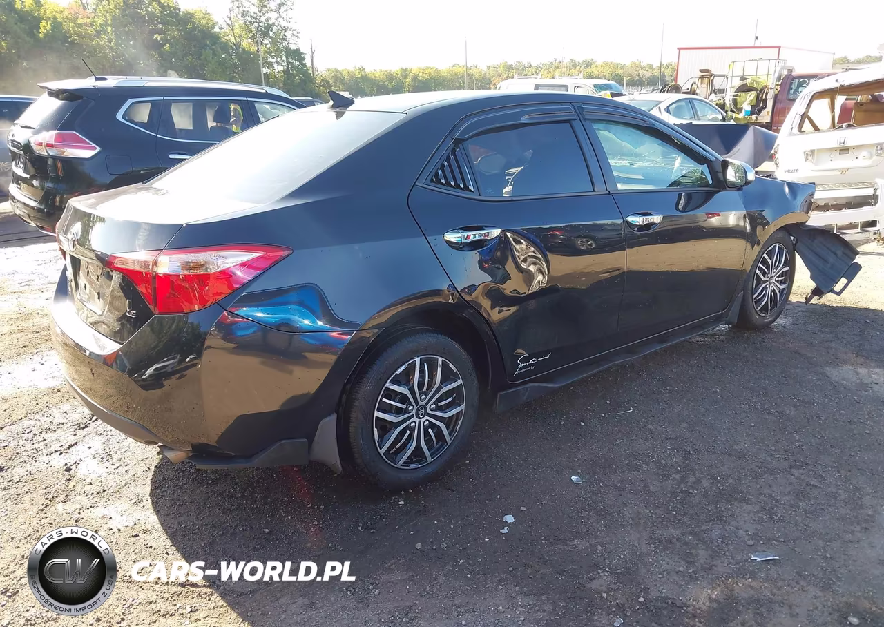 2017 Toyota Corolla Le VIN:2T1BURHE3HC758854 - 4
