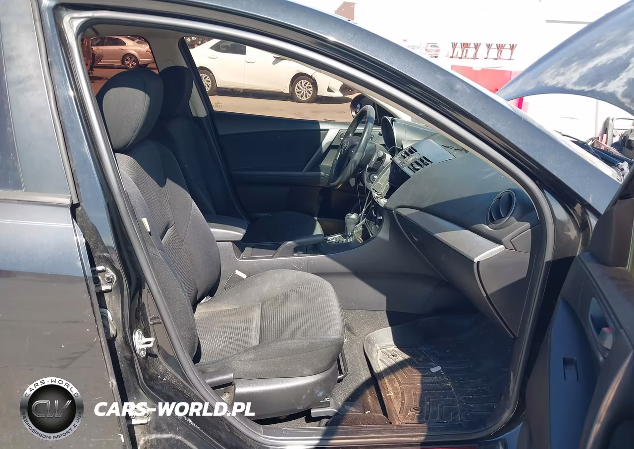 2013 Mazda Mazda3 I Sport VIN:JM1BL1U70D1746199 - 5