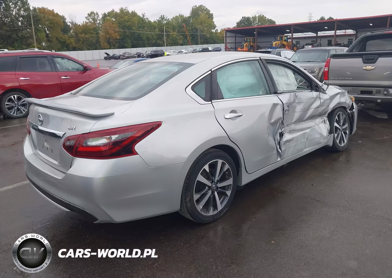 NISSAN ALTIMA VIN:1N4AL3AP4HC110638 - 4