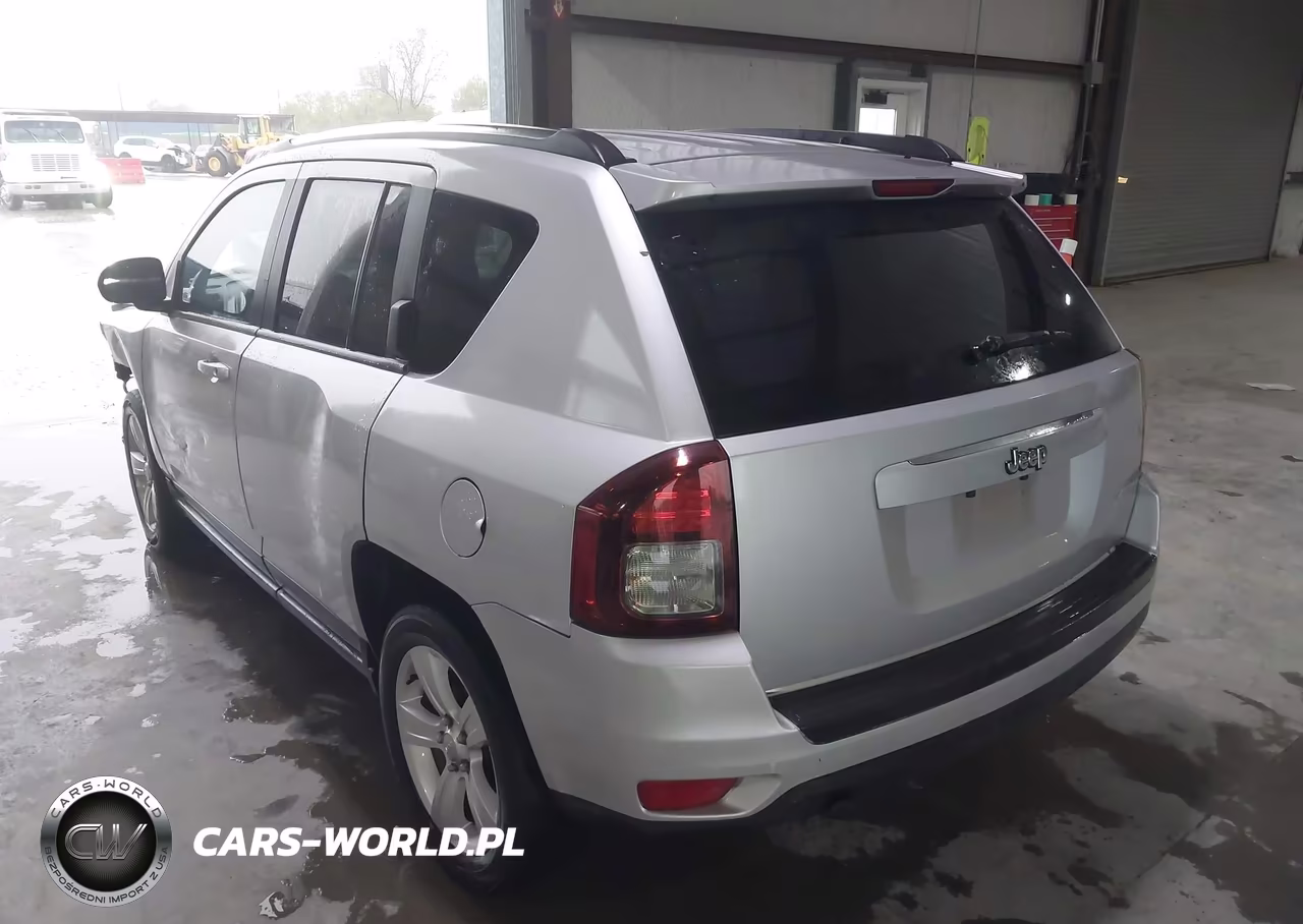 2014 Jeep Compass Sport VIN:1C4NJCBA7ED515250 - 3