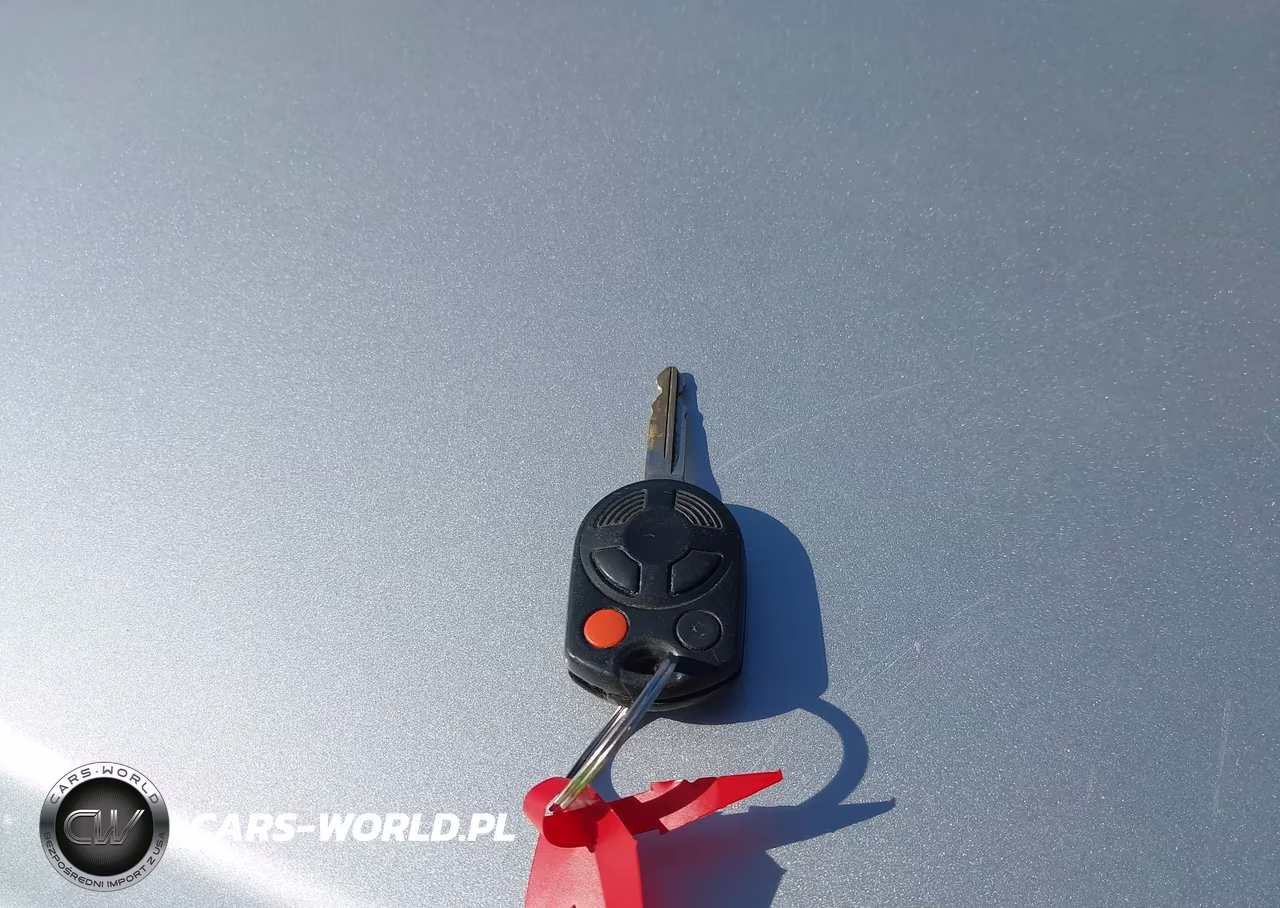 2010 Ford Escape Xlt VIN:1FMCU0D79AKB28604 - 11