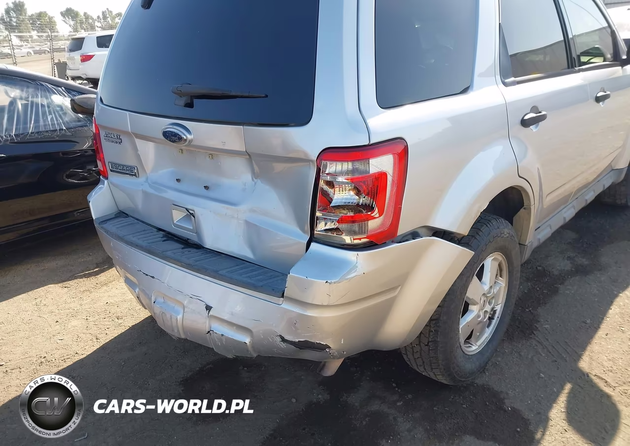 2010 Ford Escape Xlt VIN:1FMCU0D79AKB28604 - 6