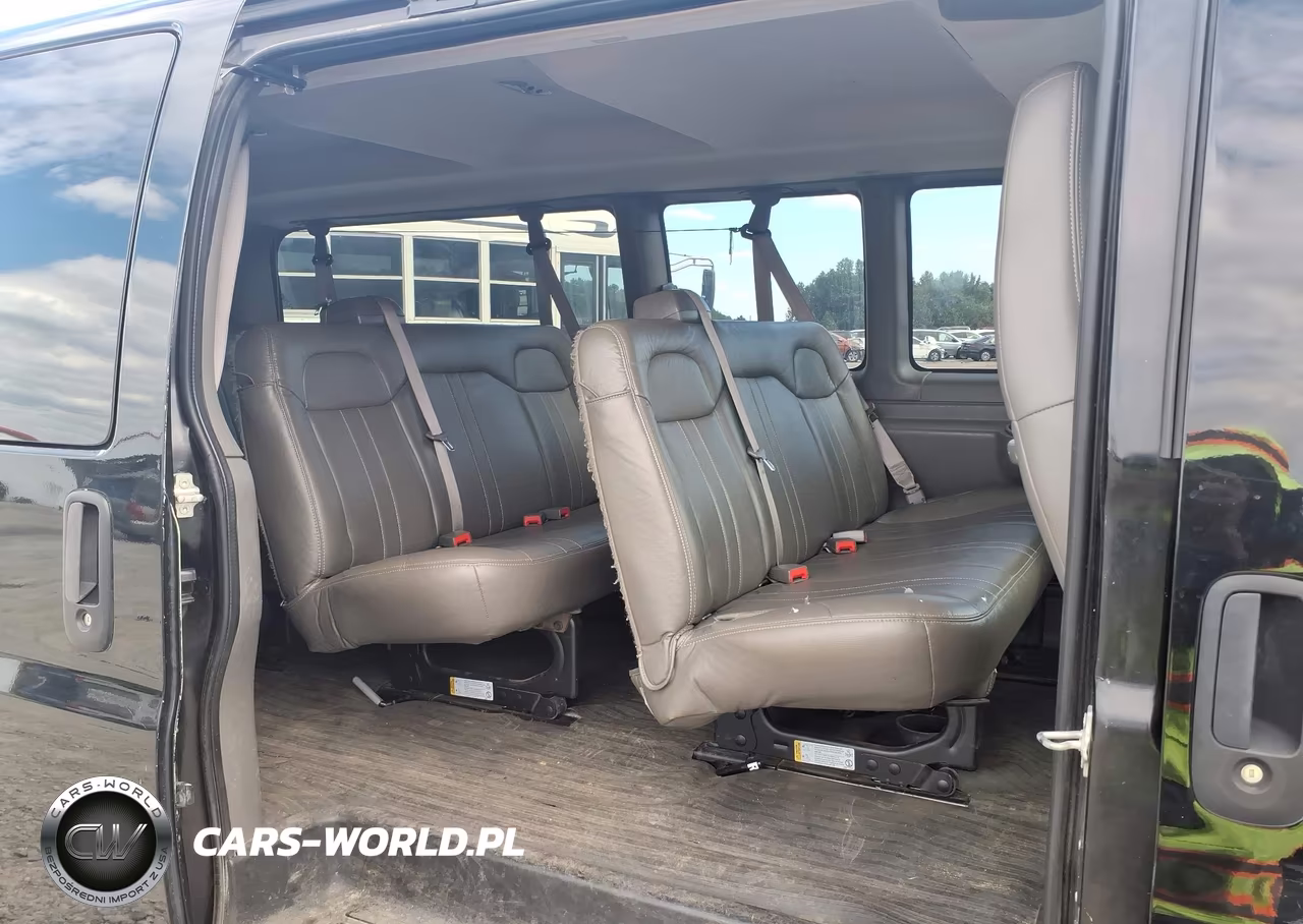 2017 Chevrolet Express 3500 Ls VIN:1GAZGNFG6H1293289 - 8