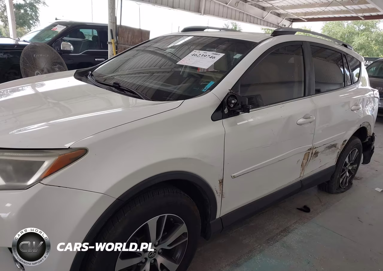 2017 Toyota Rav4 Xle VIN:JTMRFREV9HJ166585 - 6