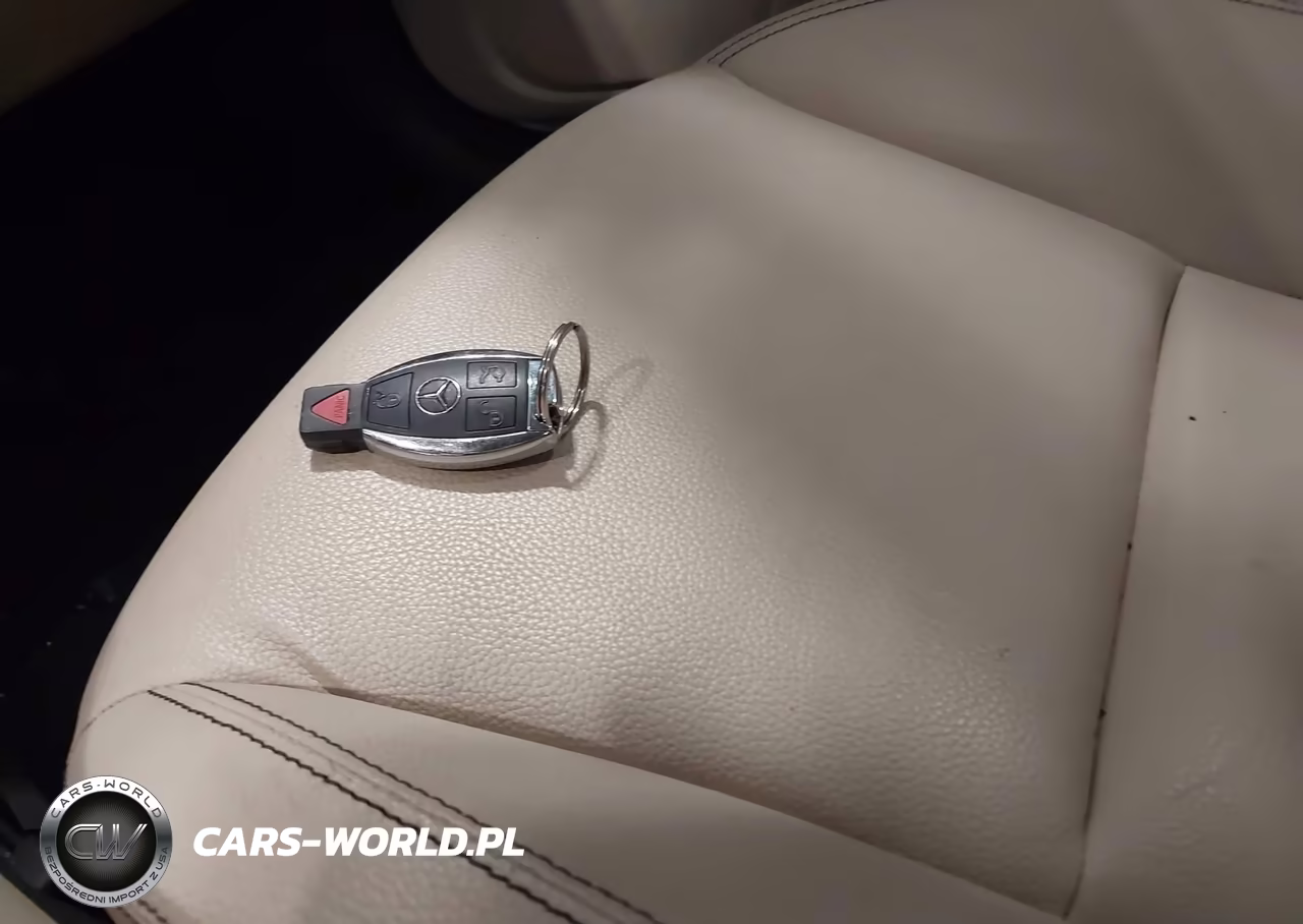 2018 Mercedes-Benz Slc 300 VIN:WDDPK3JA1JF153752 - 11