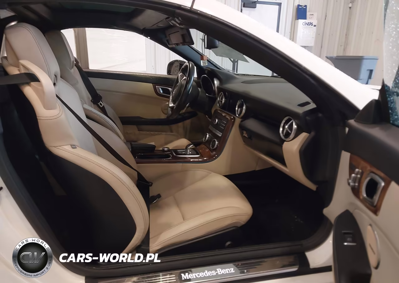 2018 Mercedes-Benz Slc 300 VIN:WDDPK3JA1JF153752 - 5