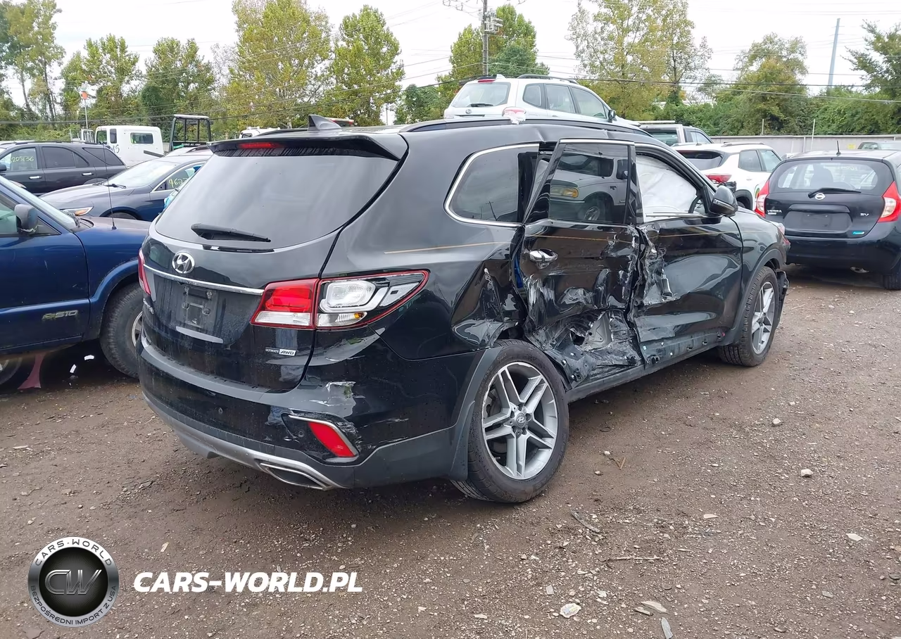 2017 Hyundai Santa Fe Se Ultimate VIN:KM8SRDHF8HU198213 - 4