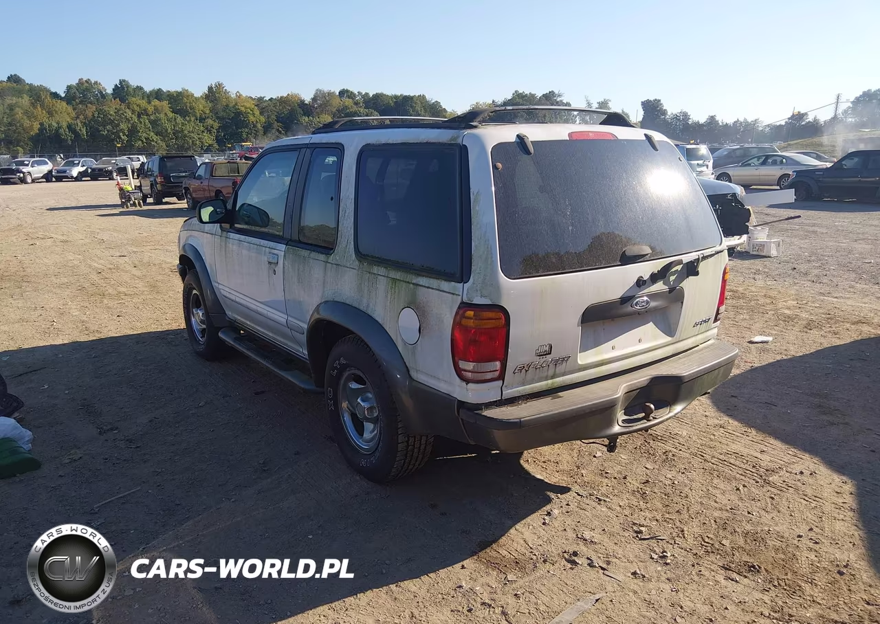 1998 Ford Explorer Sport VIN:1FMYU24X6WUB43378 - 3