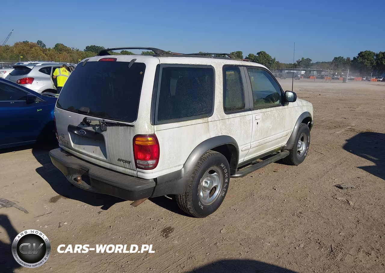 1998 Ford Explorer Sport VIN:1FMYU24X6WUB43378 - 4