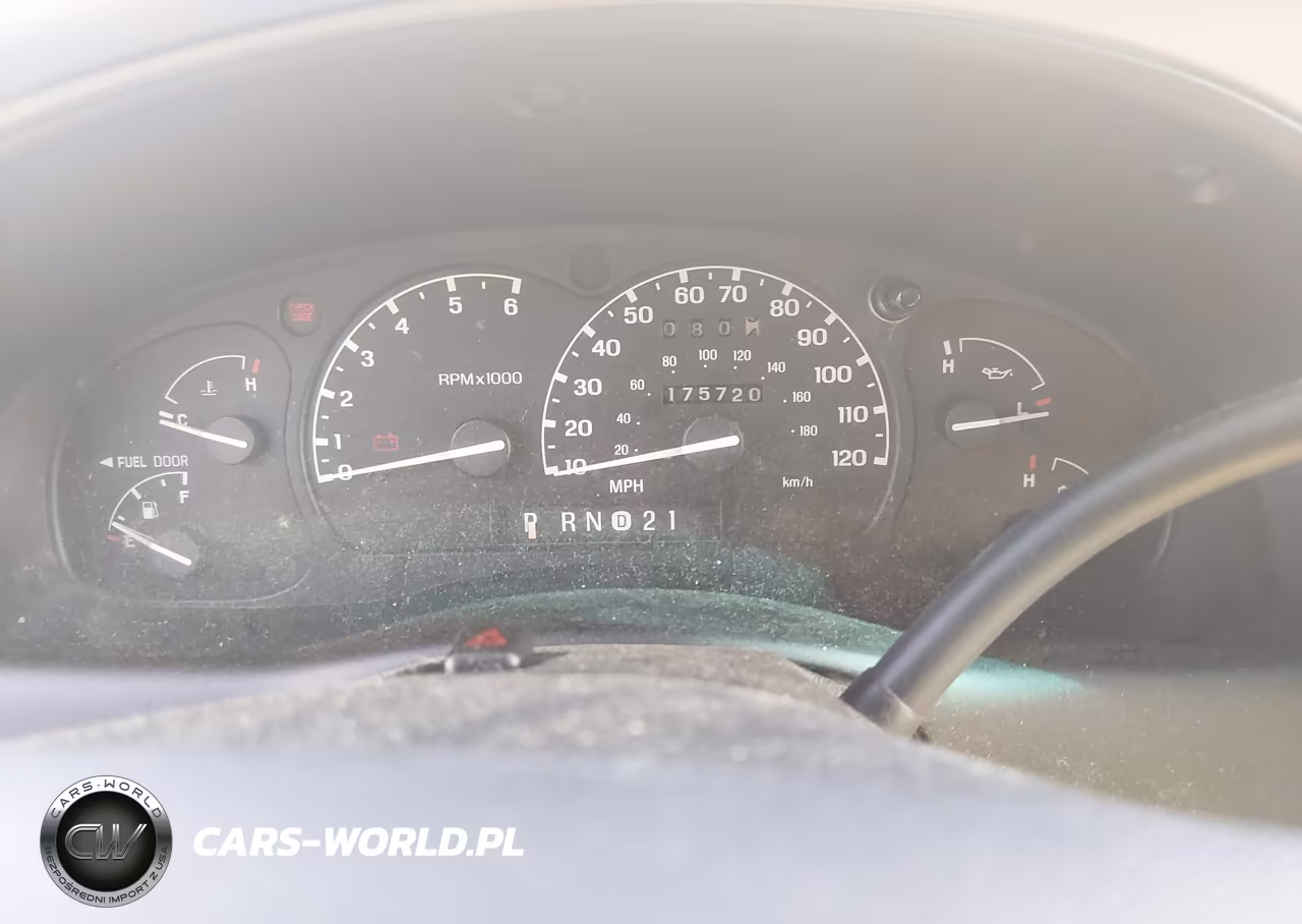 1998 Ford Explorer Sport VIN:1FMYU24X6WUB43378 - 7