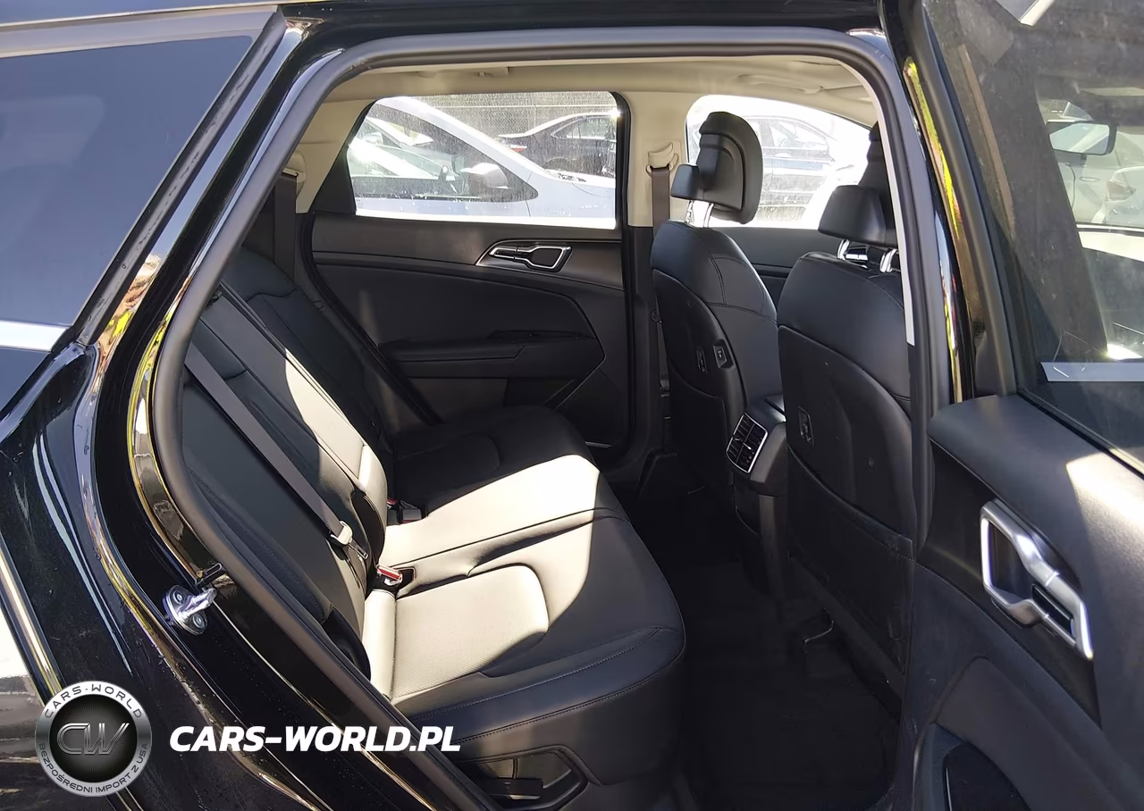 2025 Kia Sportage Hybrid Ex VIN:KNDPVCDG2S7264095 - 8