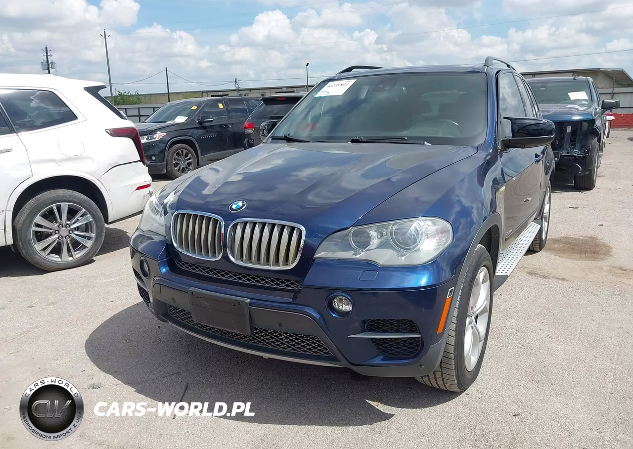 2012 BMW X5 xDrive50I VIN:5UXZV8C57CL423061 - 6