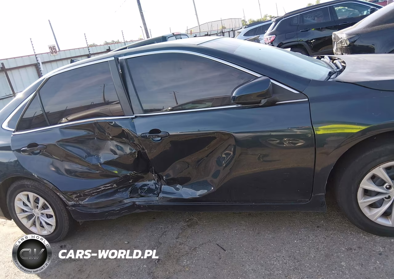 2015 Toyota Camry Le VIN:4T4BF1FK4FR488586 - 13