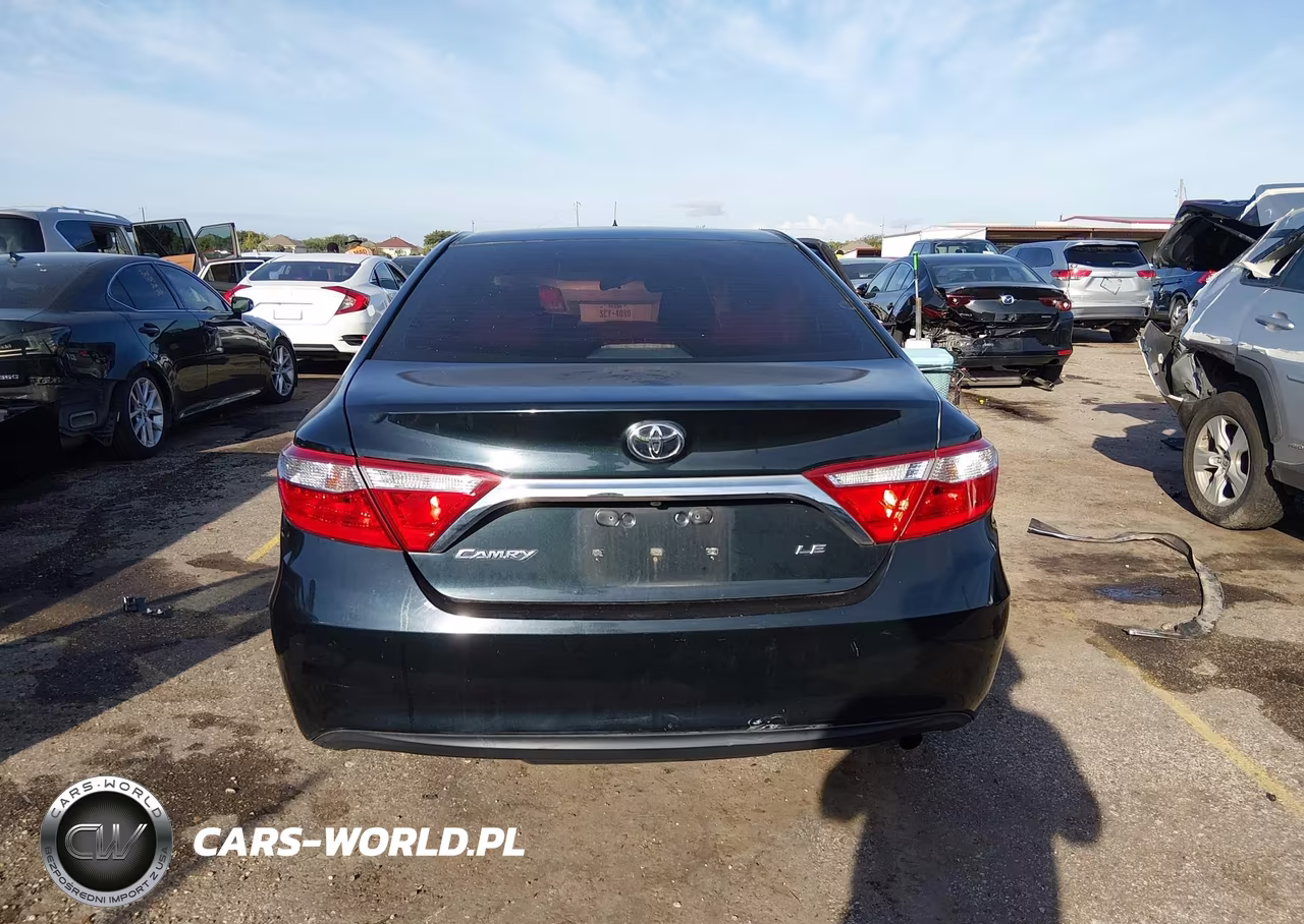 2015 Toyota Camry Le VIN:4T4BF1FK4FR488586 - 16