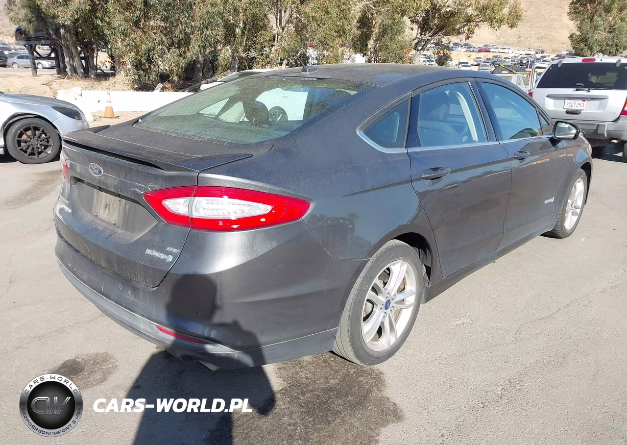 2016 Ford Fusion Hybrid Se VIN:3FA6P0LUXGR385944 - 4