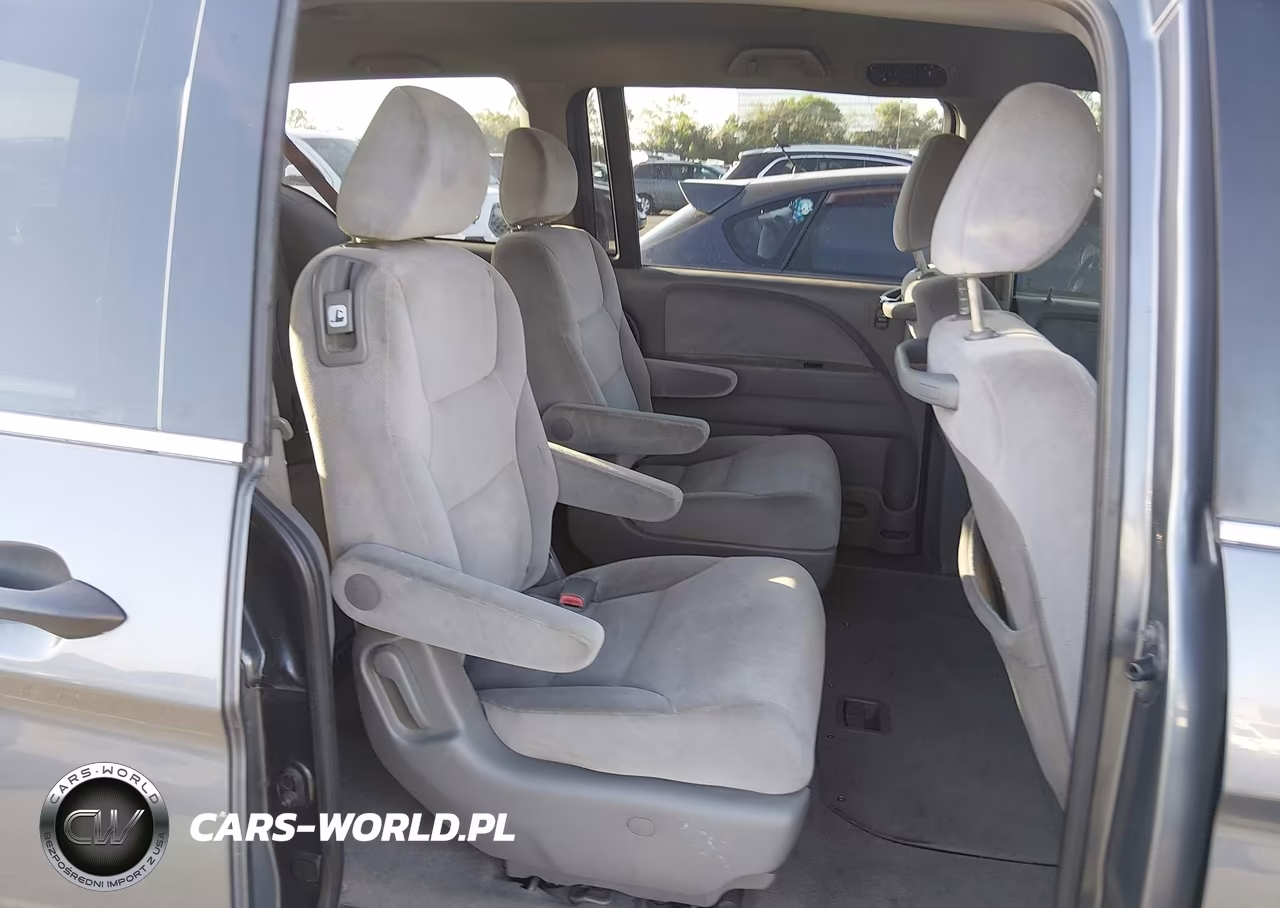 2010 Honda Odyssey Lx VIN:5FNRL3H24AB088043 - 8