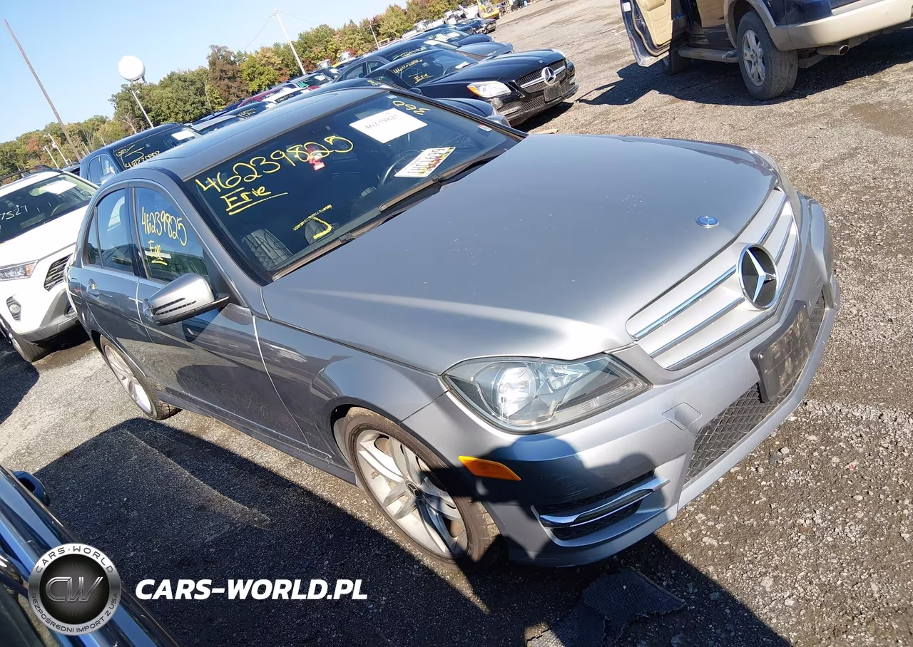 2013 Mercedes-Benz C 300 Sport 4Matic
