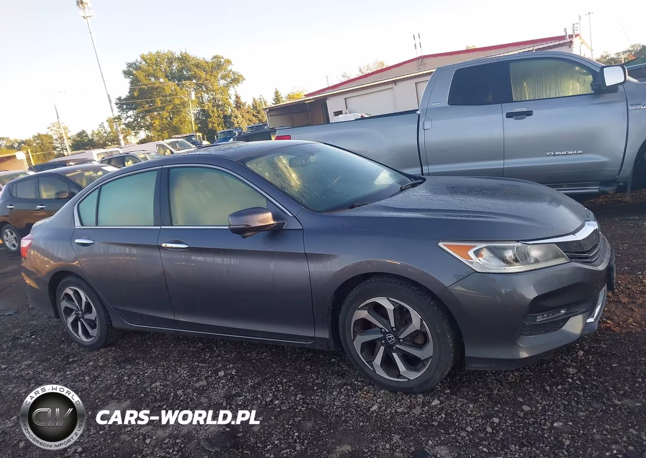 2017 Honda Accord Ex-L VIN:1HGCR2F82HA067668 - 13