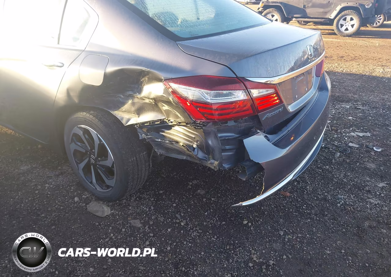 2017 Honda Accord Ex-L VIN:1HGCR2F82HA067668 - 6