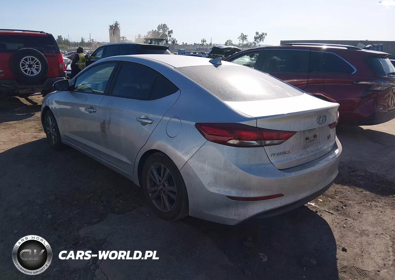 2017 Hyundai Elantra Se VIN:5NPD84LFXHH051649 - 3
