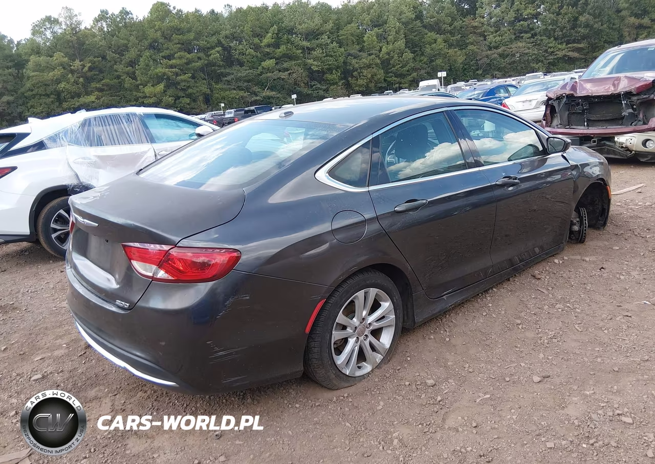 2016 Chrysler 200 Limited VIN:1C3CCCABXGN127362 - 4