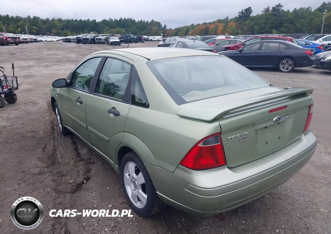 2007 Ford Focus S-Se-Ses VIN:1FAFP34NX7W222006 - 3
