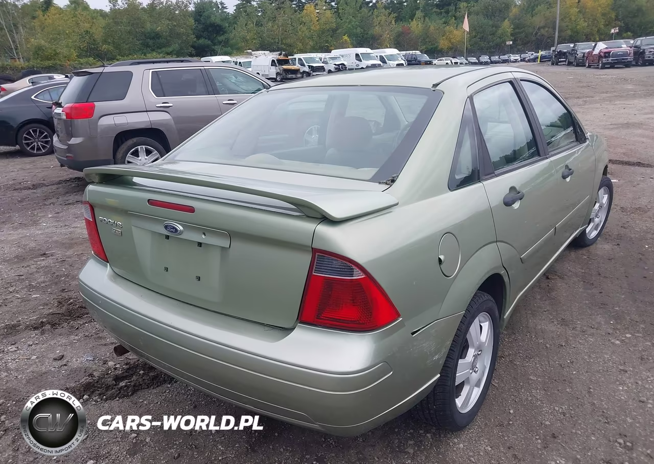 2007 Ford Focus S-Se-Ses VIN:1FAFP34NX7W222006 - 4