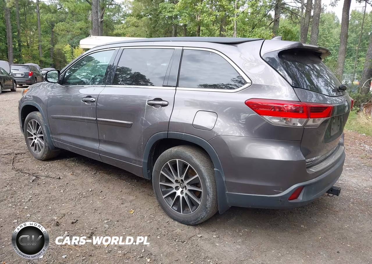 2017 Toyota Highlander Se VIN:5TDJZRFH2HS456294 - 3