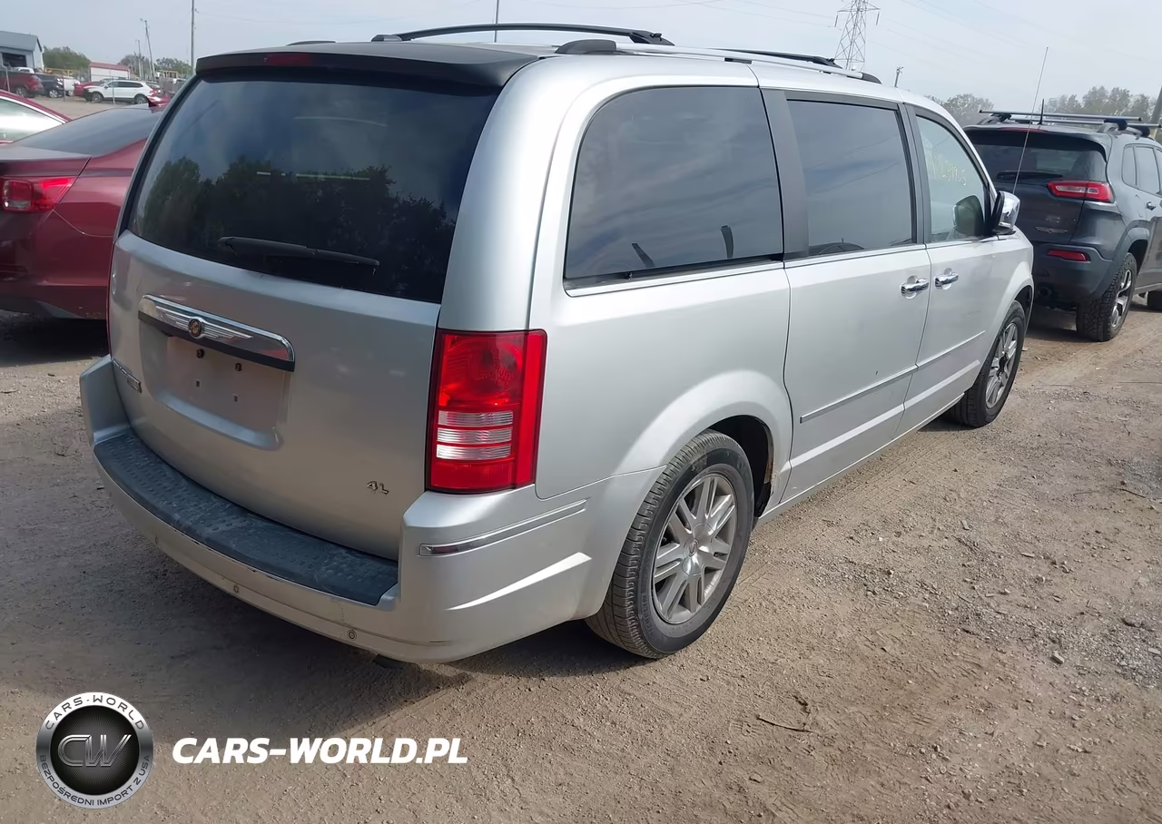 2008 Chrysler Town & Country Limited VIN:2A8HR64X88R722653 - 4