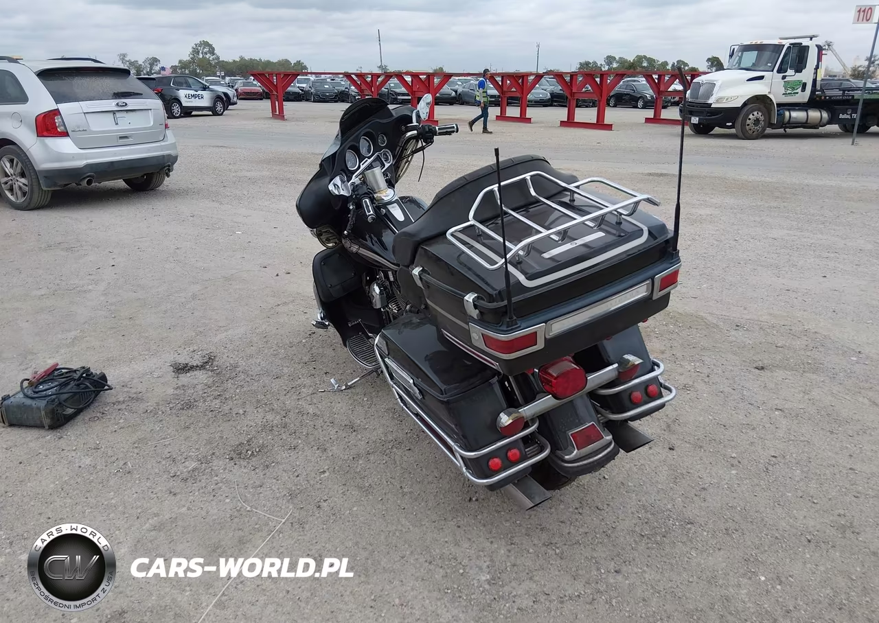 2003 Harley-Davidson Flhtcui VIN:1HD1FCW153Y619718 - 3