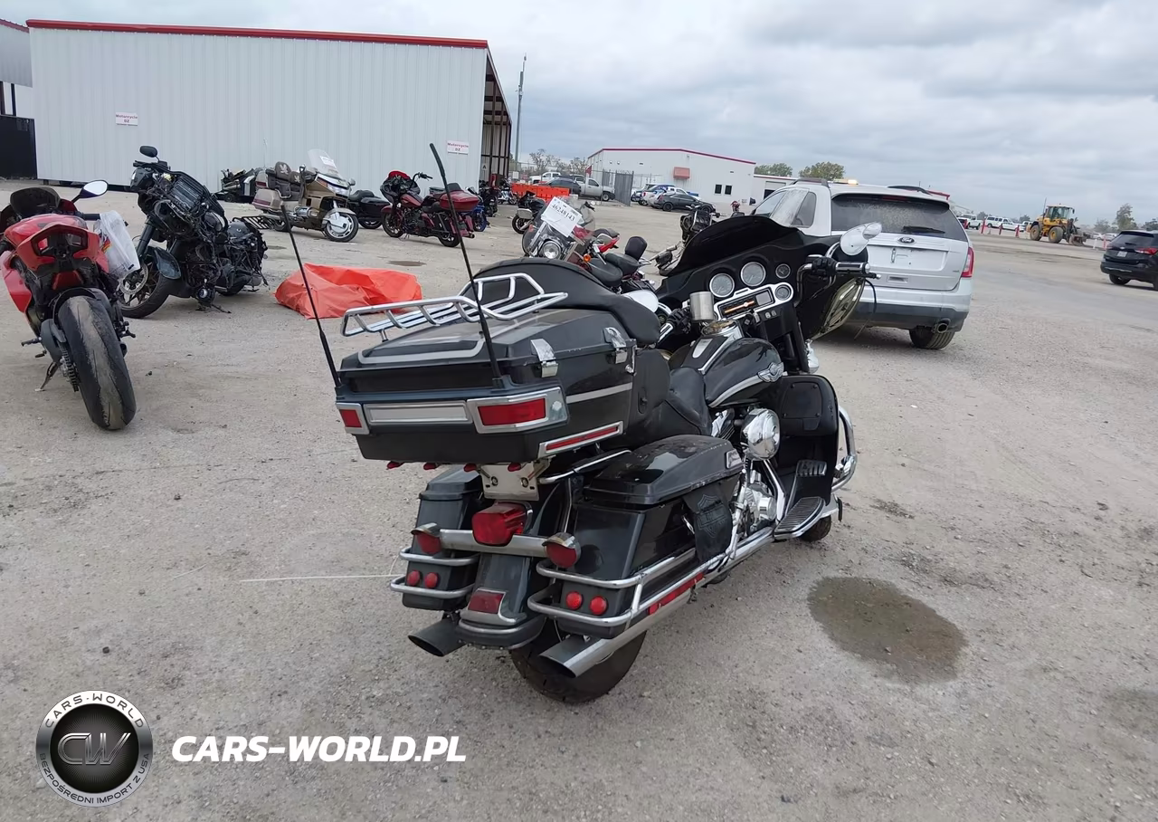 2003 Harley-Davidson Flhtcui VIN:1HD1FCW153Y619718 - 4
