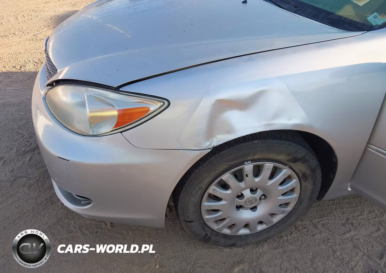 2002 Toyota Camry Xle VIN:JTDBE32K820058158 - 12