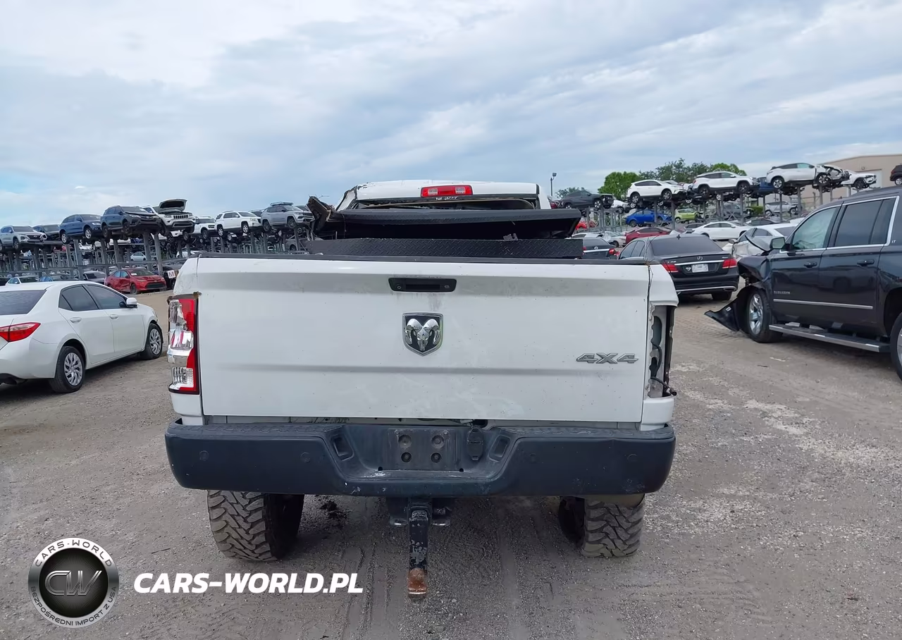 2016 Ram 2500 Tradesman VIN:3C6UR5HL3GG101677 - 16