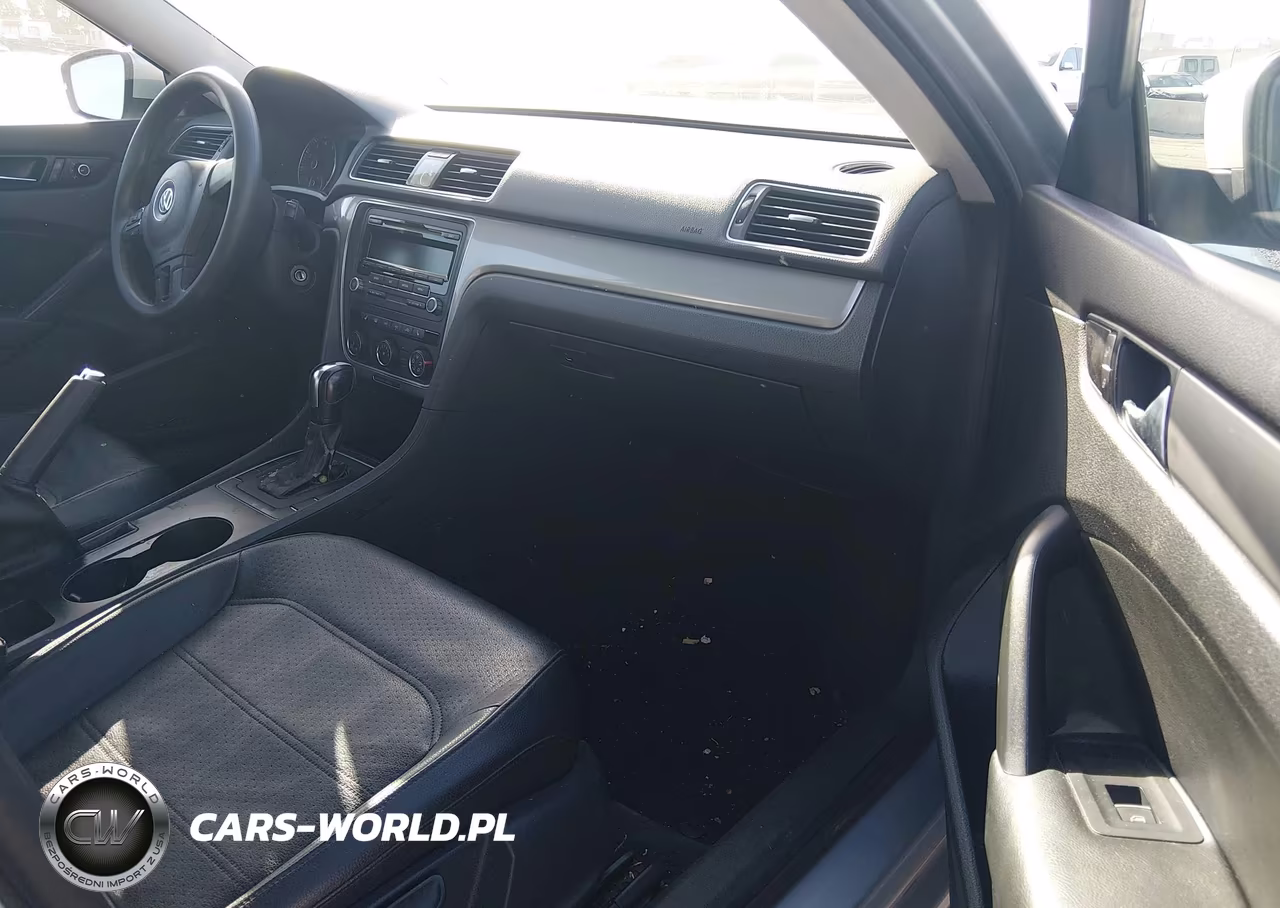 2013 Volkswagen Passat 2.5L Wolfsburg Edition VIN:1VWAP7A33DC140854 - 5