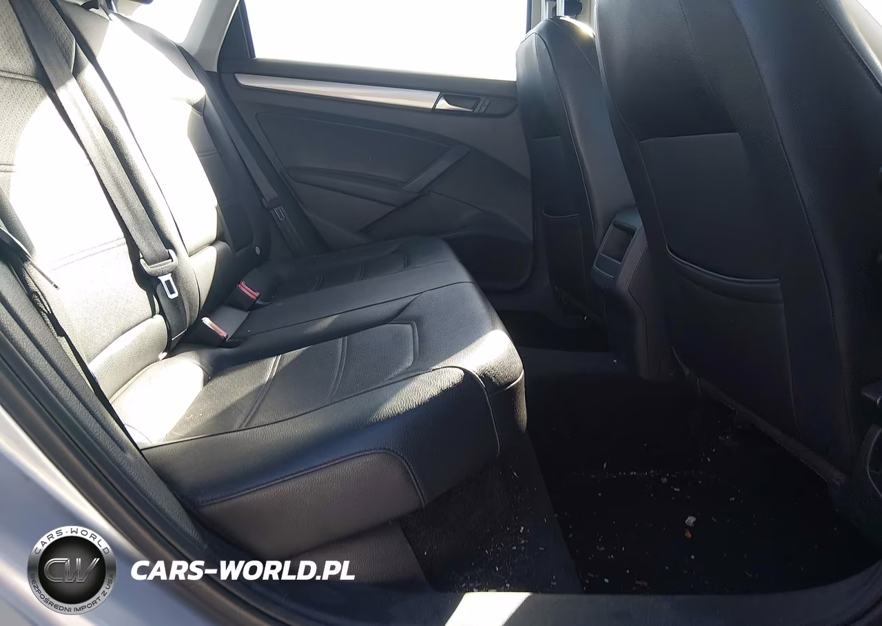 2013 Volkswagen Passat 2.5L Wolfsburg Edition VIN:1VWAP7A33DC140854 - 8