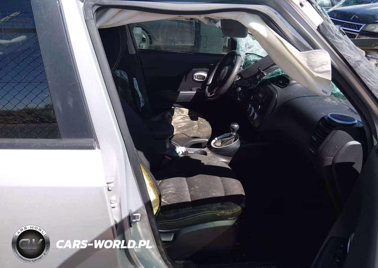 2016 Kia Soul + VIN:KNDJP3A58G7833655 - 5