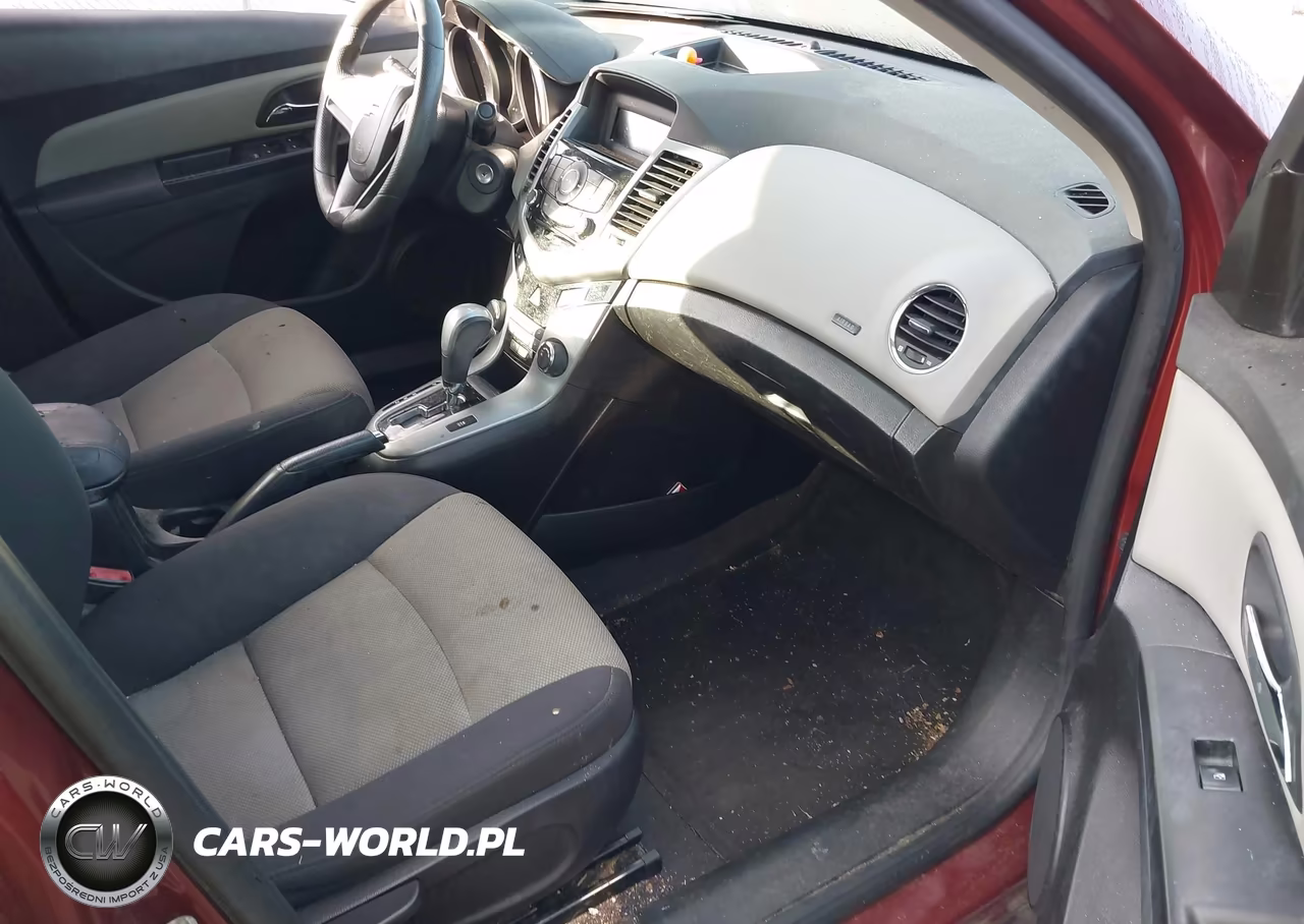 2012 Chevrolet Cruze Ls VIN:1G1PC5SH8C7254775 - 5