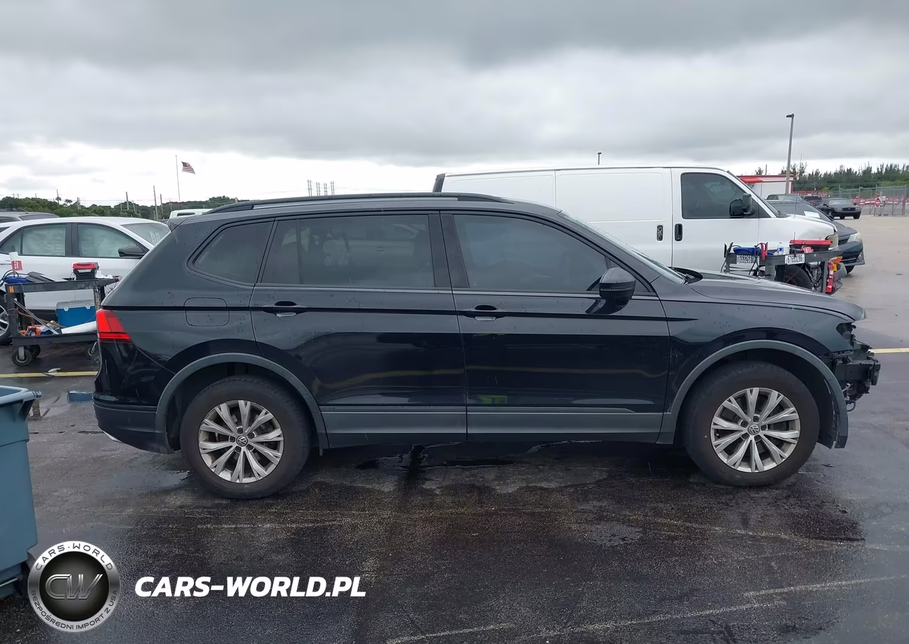 2018 Volkswagen Tiguan 2.0T S VIN:3VV1B7AX8JM121605 - 14