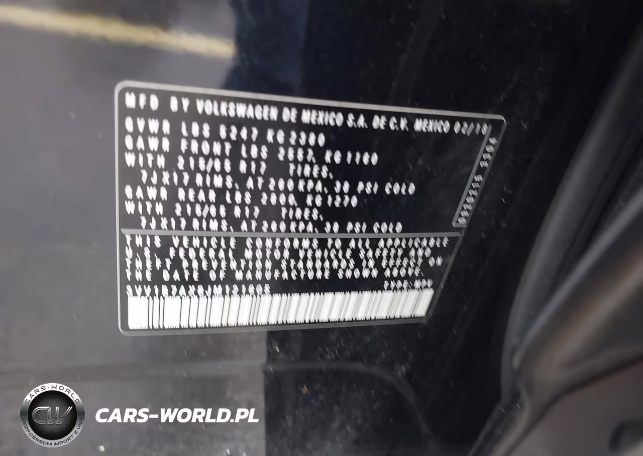2018 Volkswagen Tiguan 2.0T S VIN:3VV1B7AX8JM121605 - 9