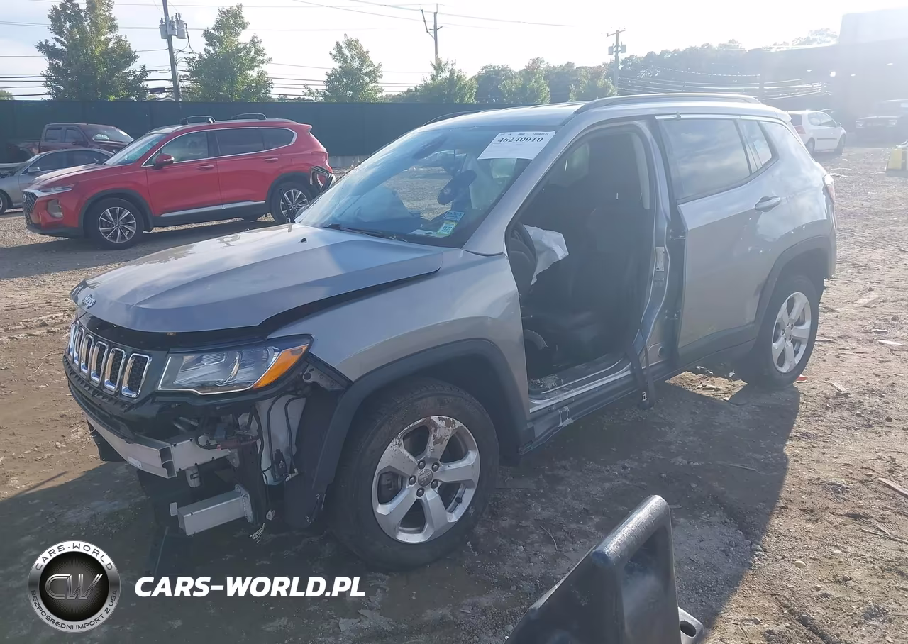 2019 Jeep Compass Latitude 4X4 VIN:3C4NJDBB3KT767789 - 2