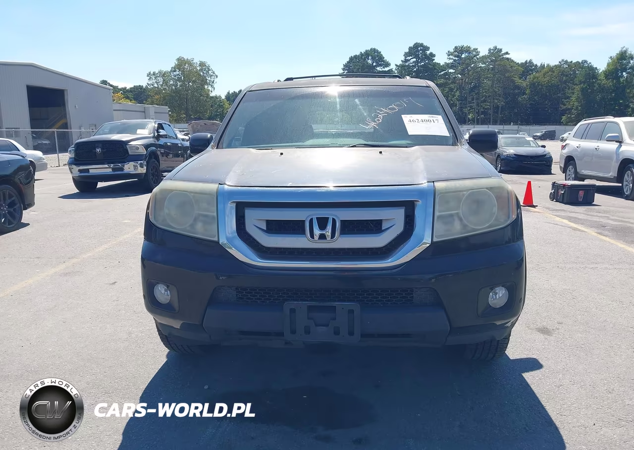 2010 Honda Pilot Touring VIN:5FNYF4H92AB022113 - 12