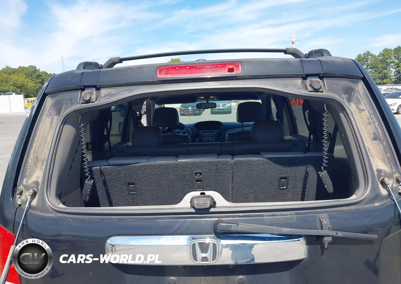 2010 Honda Pilot Touring VIN:5FNYF4H92AB022113 - 6