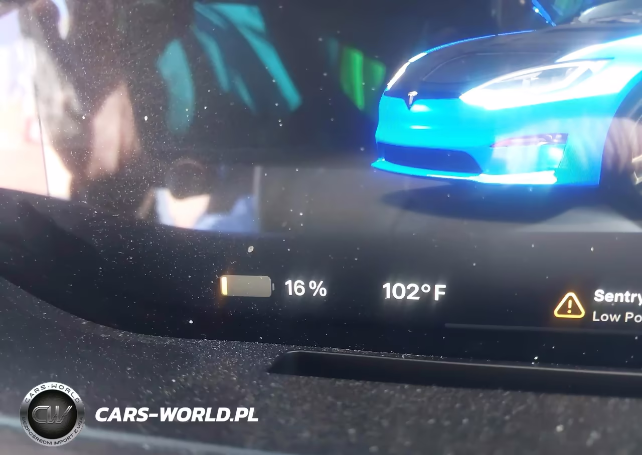 2023 Tesla Model S Dual Motor All-Wheel Drive-Standard Range VIN:5YJSA1E58PF500449 - 17