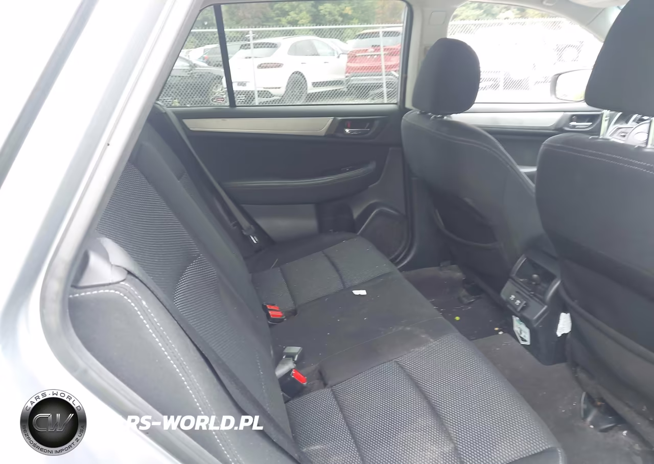 2019 Subaru Outback 2.5I Premium VIN:4S4BSAHCXK3205927 - 8
