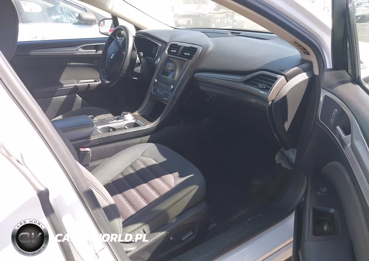 2017 Ford Fusion Se VIN:3FA6P0HD8HR293614 - 5