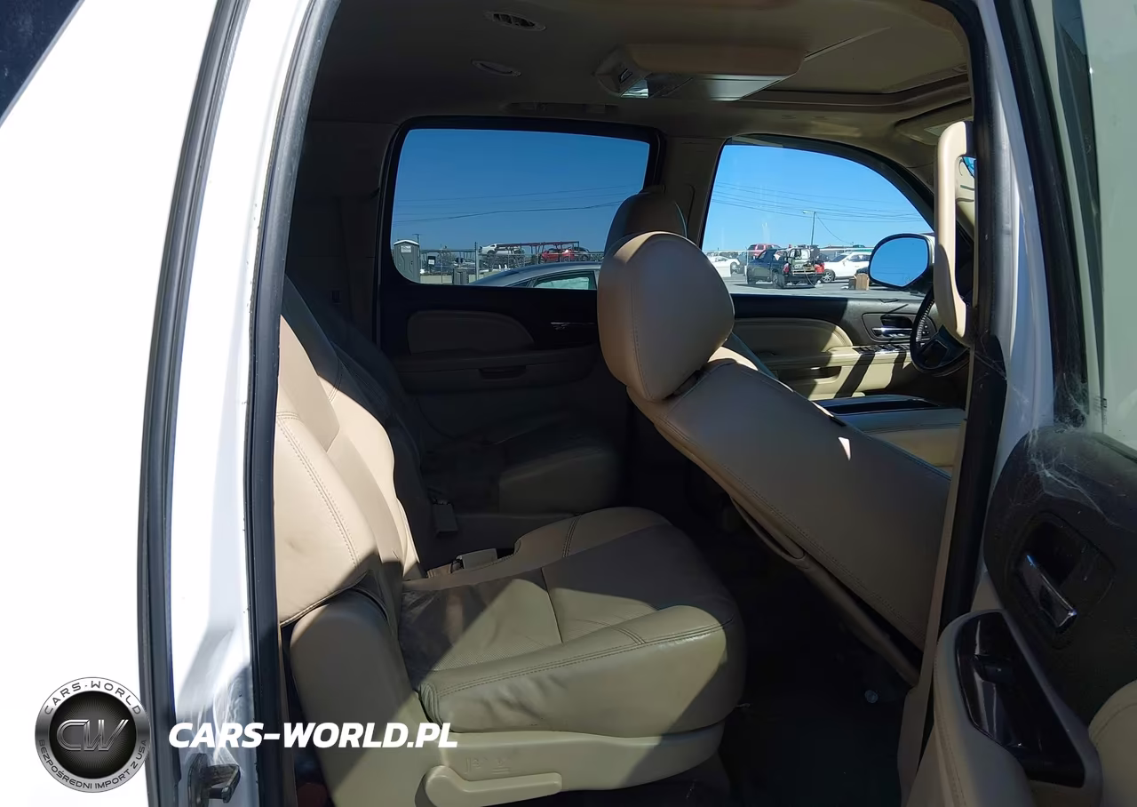 2011 GMC Yukon Xl 1500 Denali VIN:1GKS2MEF0BR229983 - 8