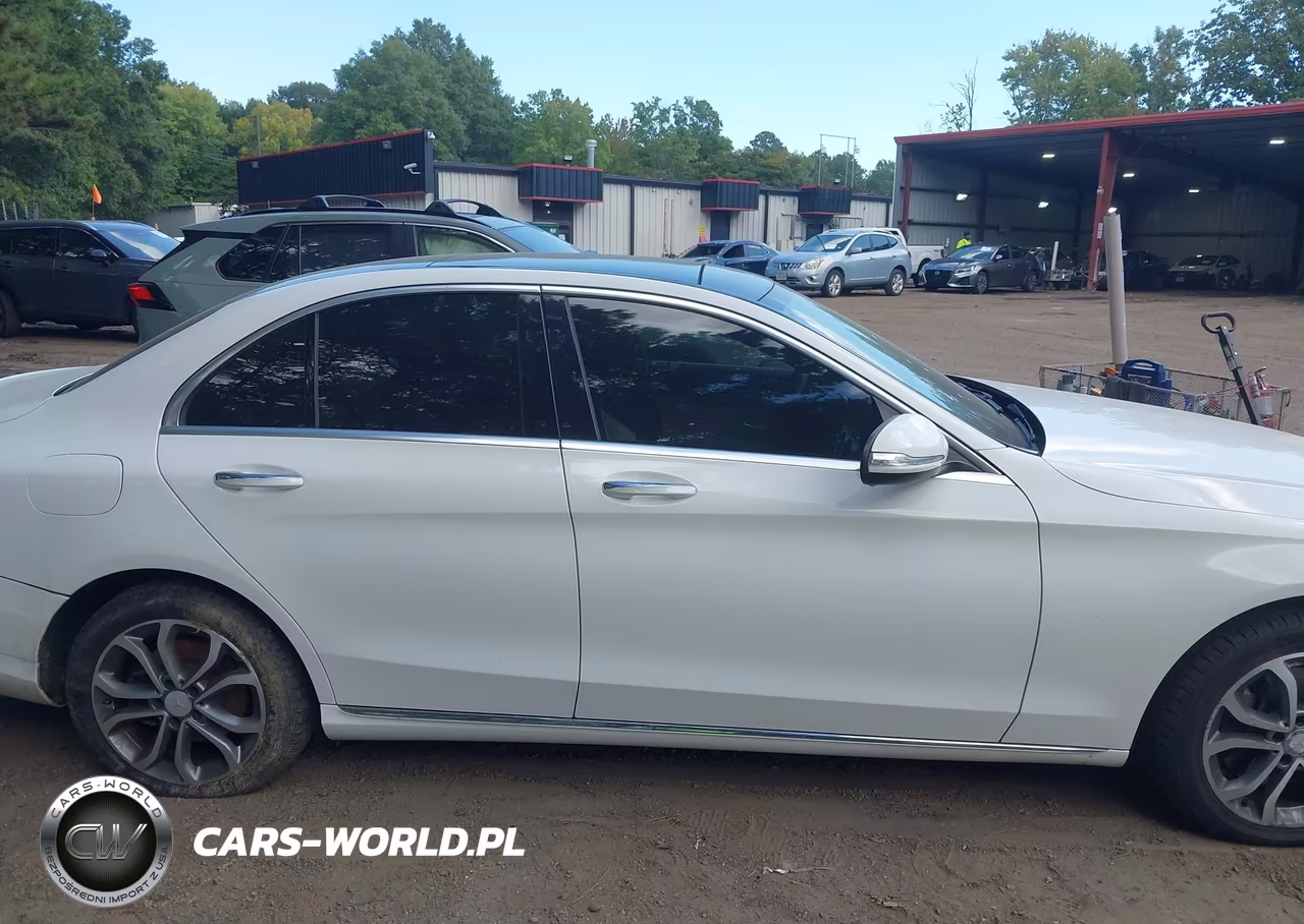 2015 Mercedes-Benz C 300 4Matic-Luxury 4Matic-Sport 4Matic VIN:55SWF4KB1FU021561 - 13