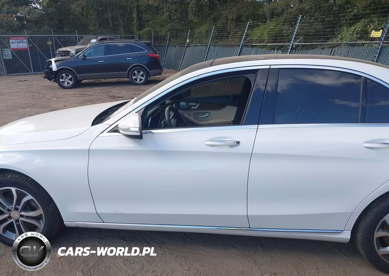 2015 Mercedes-Benz C 300 4Matic-Luxury 4Matic-Sport 4Matic VIN:55SWF4KB1FU021561 - 14
