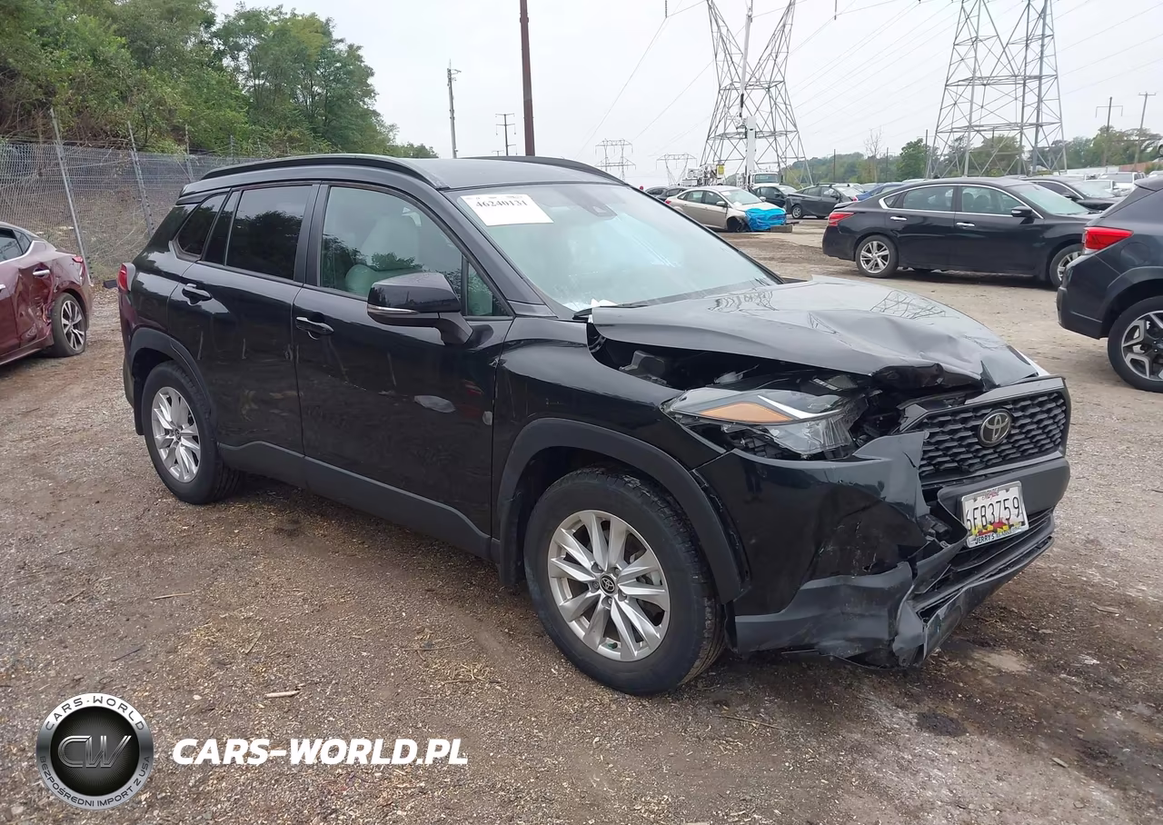 2022 Toyota Corolla Cross Le – zdjęcie 1 z 17