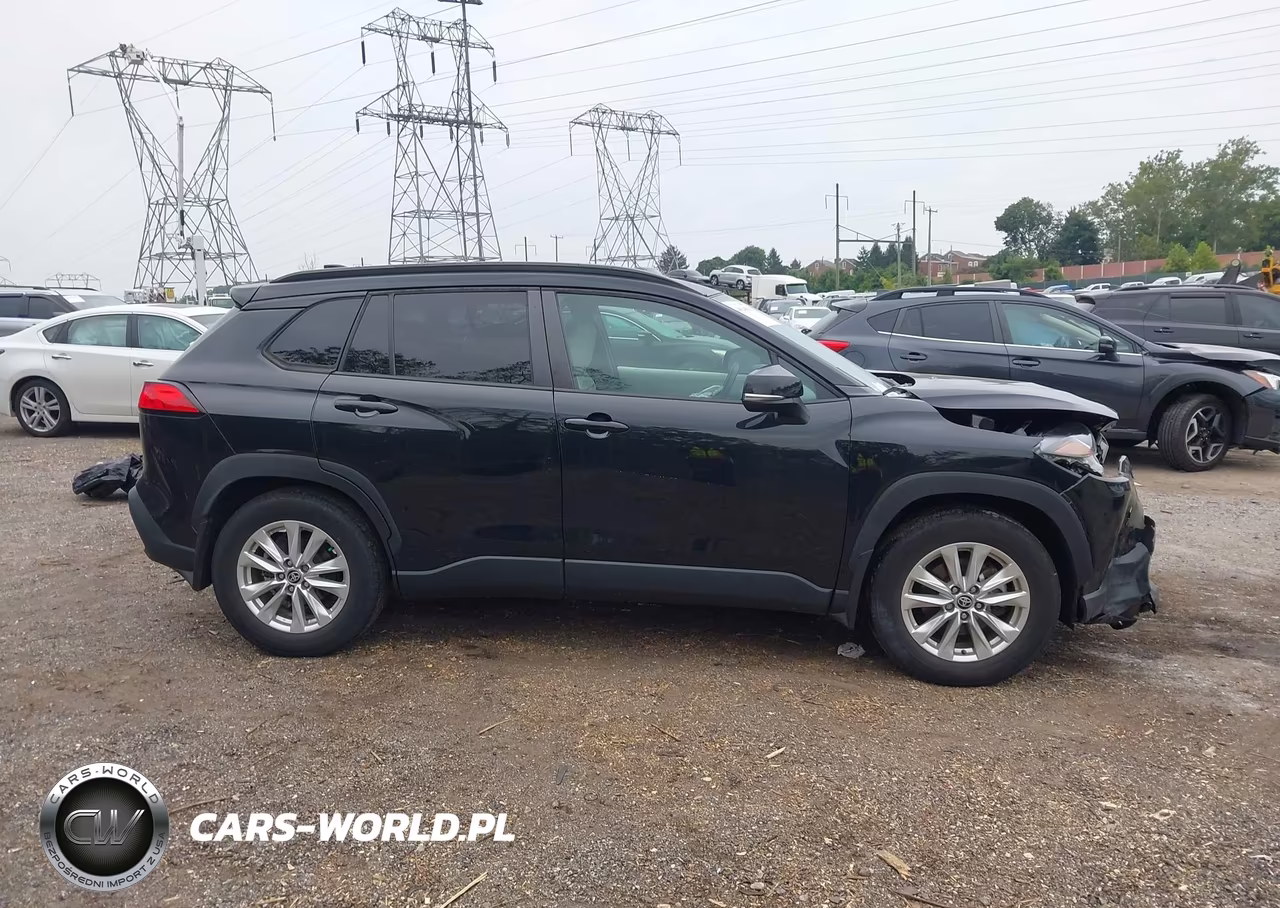 2022 Toyota Corolla Cross Le VIN:7MUCAAAG8NV020129 - 14
